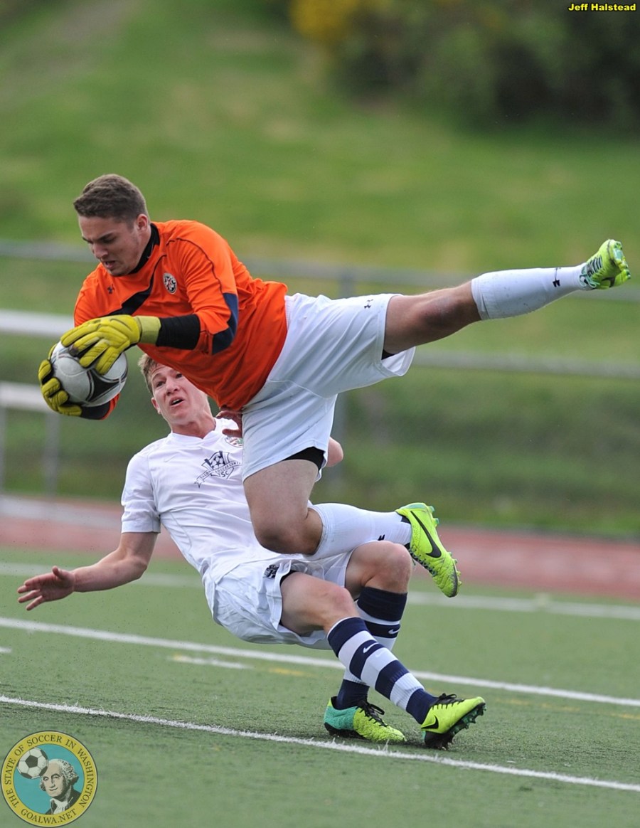 Jordan Hadden kept WestSound FC in the match with several first half saves. (Jeff Halstead)