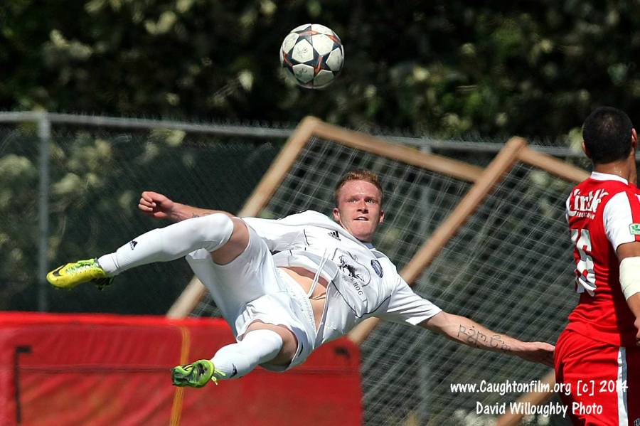 Tyler Bjork caps his six-goal outburst with a bike. (David Willoughby)