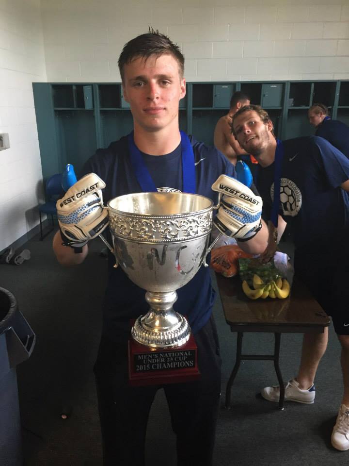 11222812_1142380372444099_172063952715445473_n